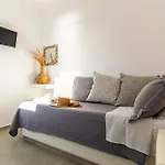 Zisis Pension